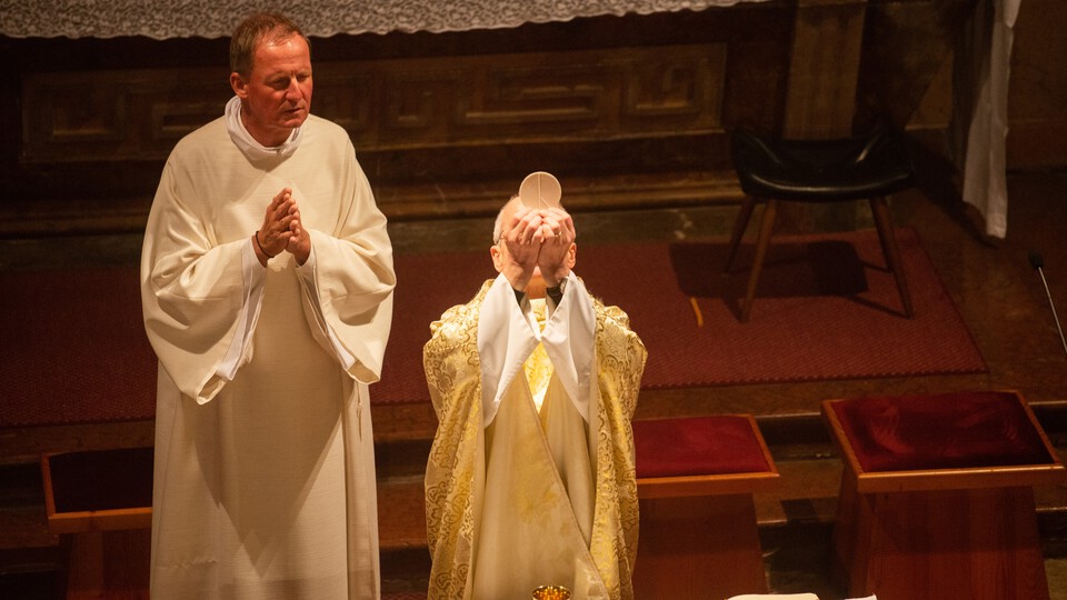 Heilige Messe im Dom (Copy)